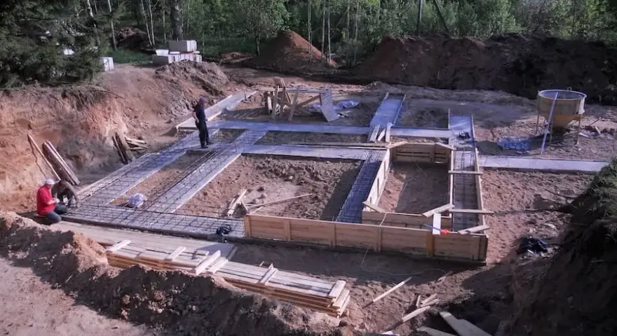 Jaki fundament pod dom 35m2? Wybierz najlepszą opcję i uniknij kosztów