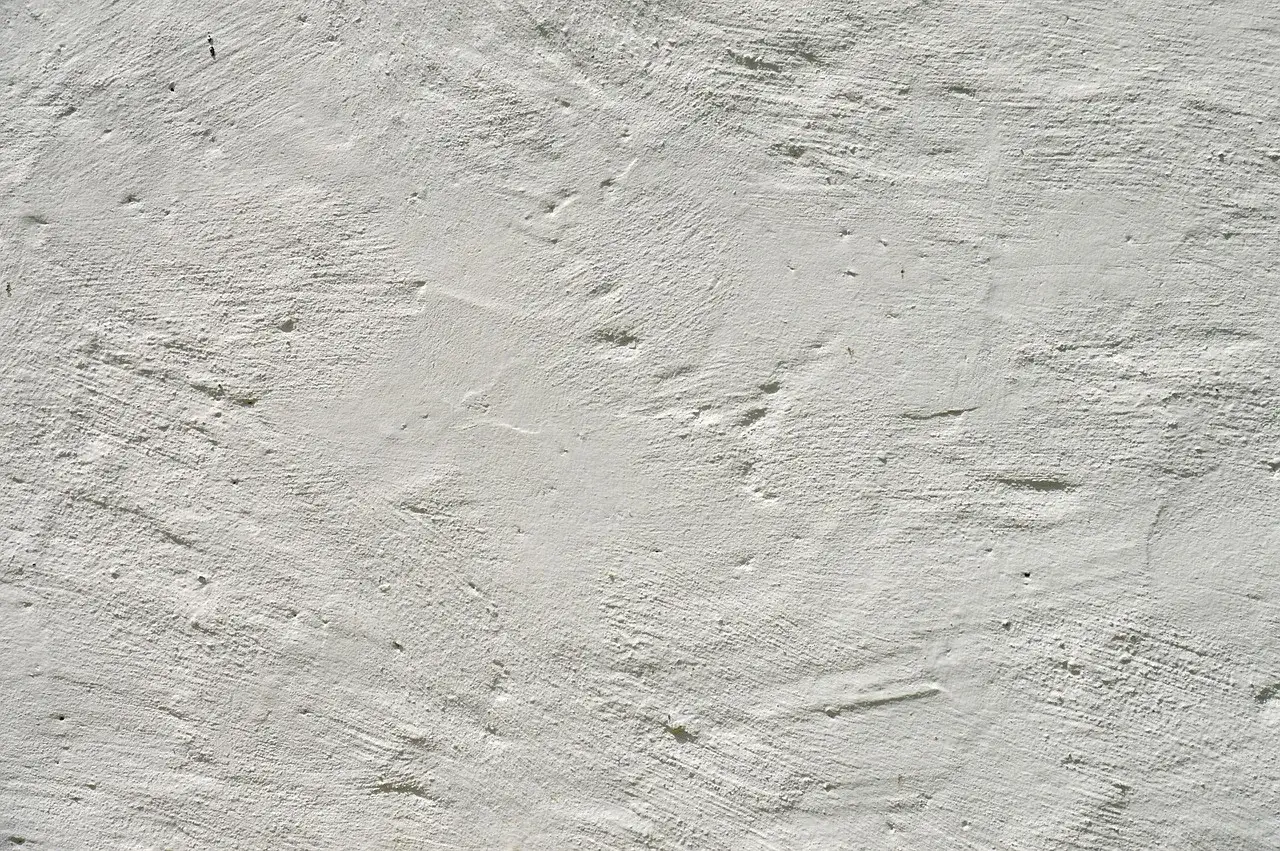Zdjęcie Jaki papier do gładzi wybrać, aby uniknąć błędów w szlifowaniu?
